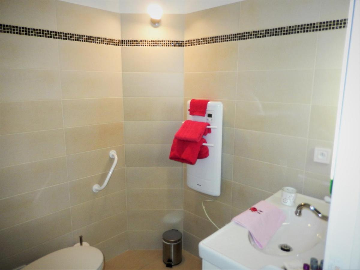 Villa De Guenifey Josse Ngoại thất bức ảnh
